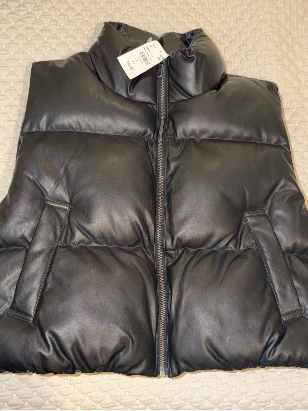 “Double Zero” brand Black Puffer Vest Jacket